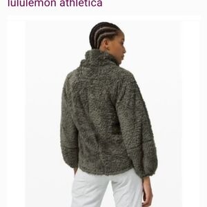Lululemon Athletica Women's Olive Teddy Jacket Sz XS/S
